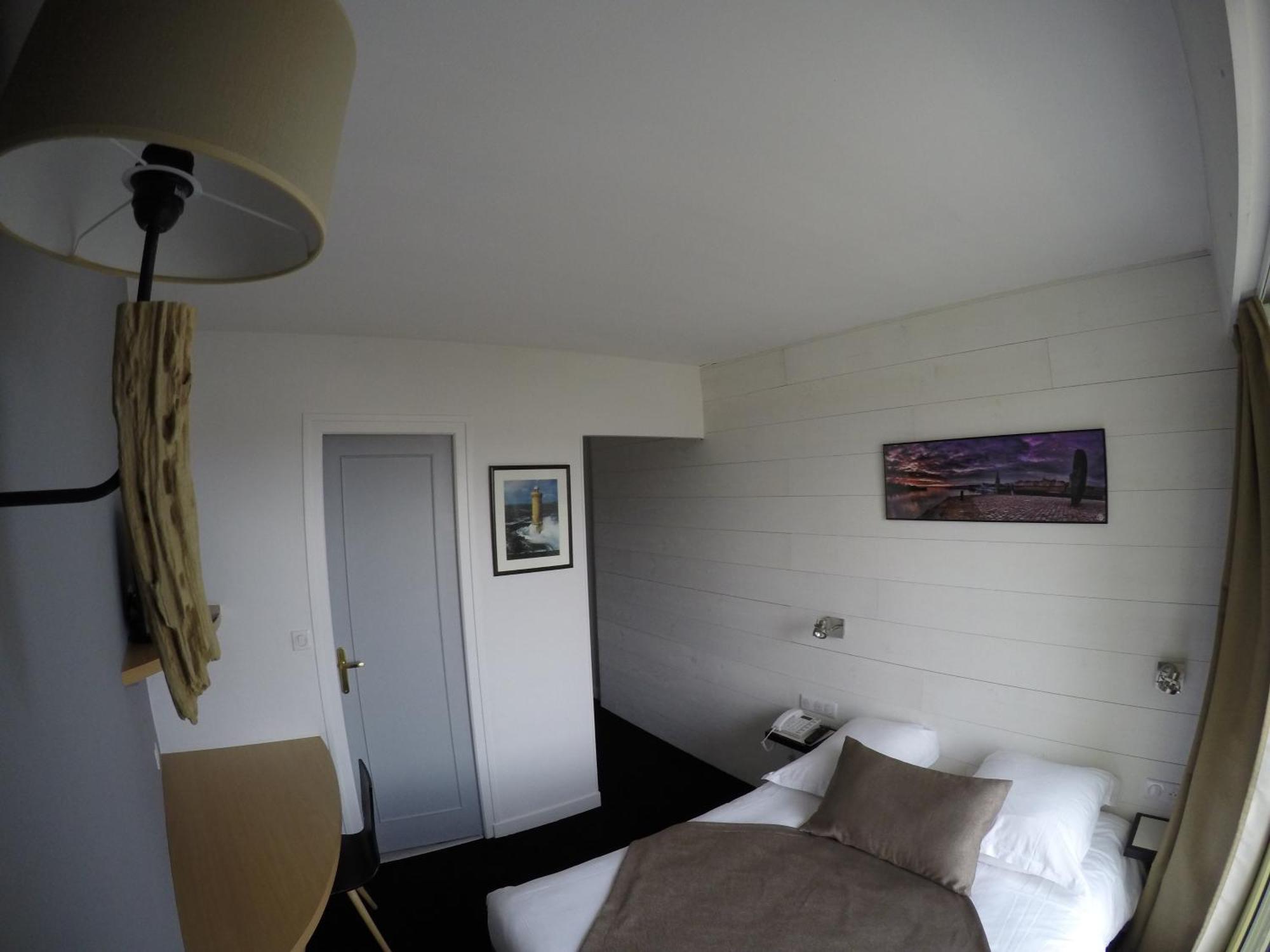 Hotel Les Brises La Rochelle  Habitación foto